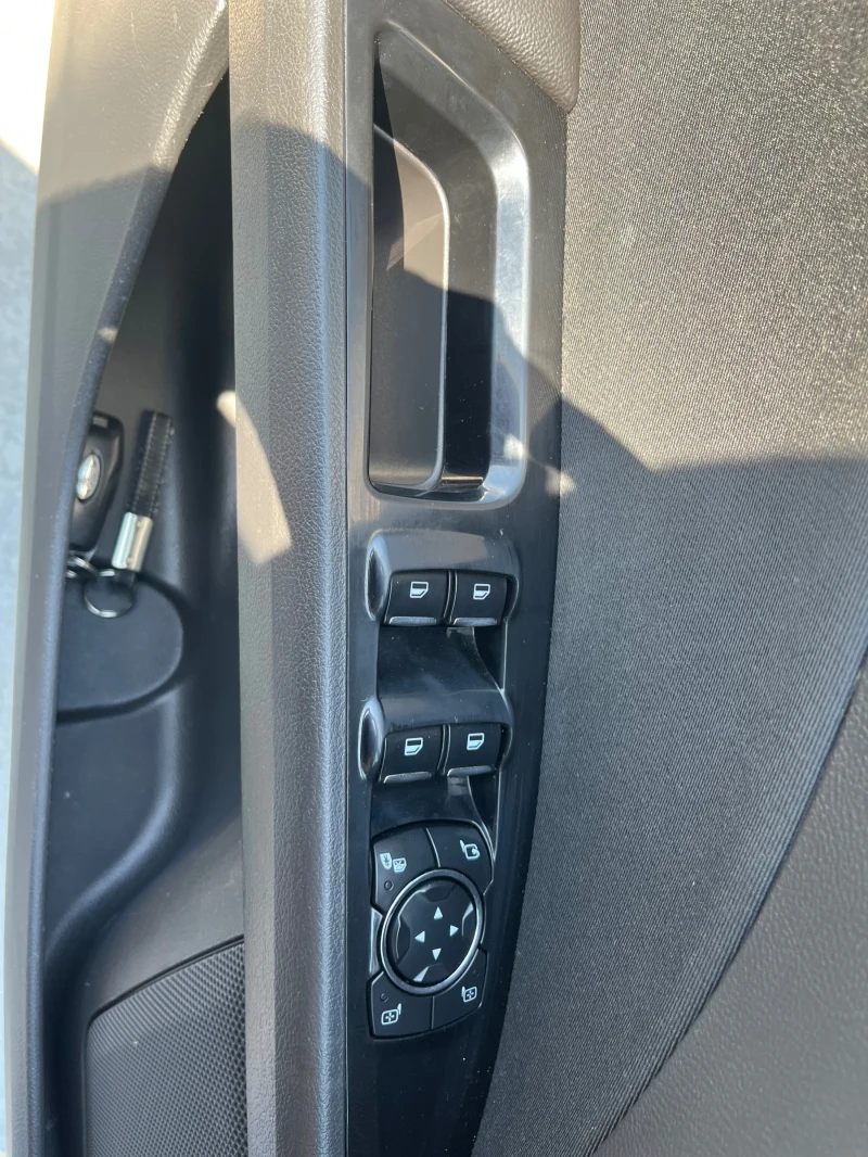 Ford Mondeo, снимка 13 - Автомобили и джипове - 52544861