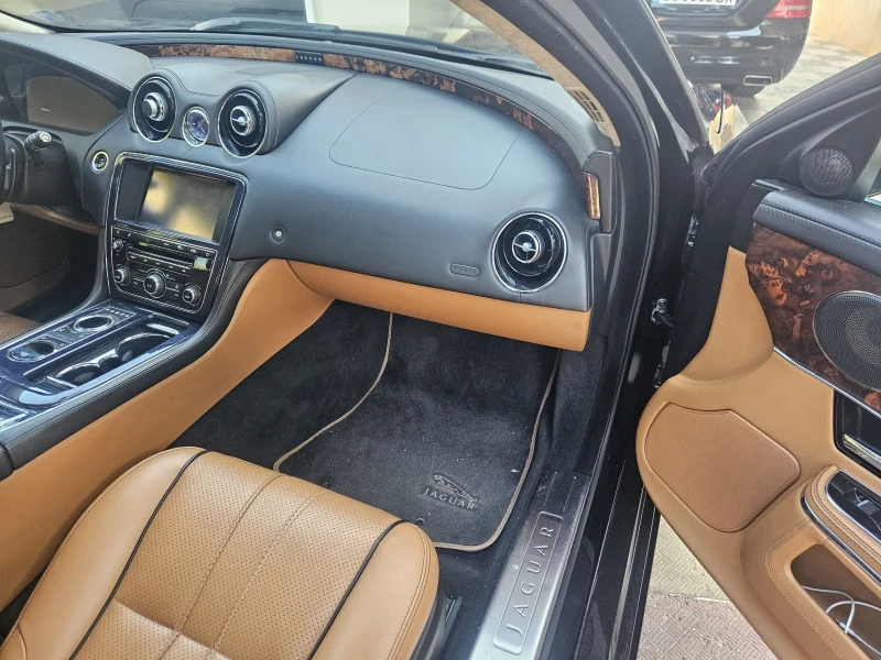 Jaguar Xj 3.0 d portfolio 275, снимка 6 - Автомобили и джипове - 51790663