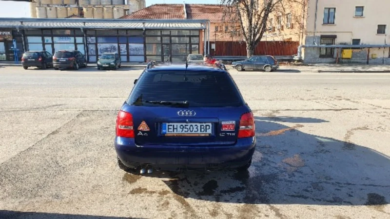 Audi A4 Комби, снимка 2 - Автомобили и джипове - 52682300