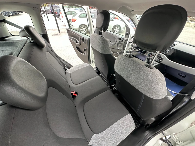 Fiat Panda 1.0 HYBRID НОВ ВНОС, снимка 12 - Автомобили и джипове - 51842304