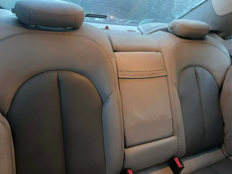 Mercedes-Benz CLK 240, снимка 10 - Автомобили и джипове - 52555654
