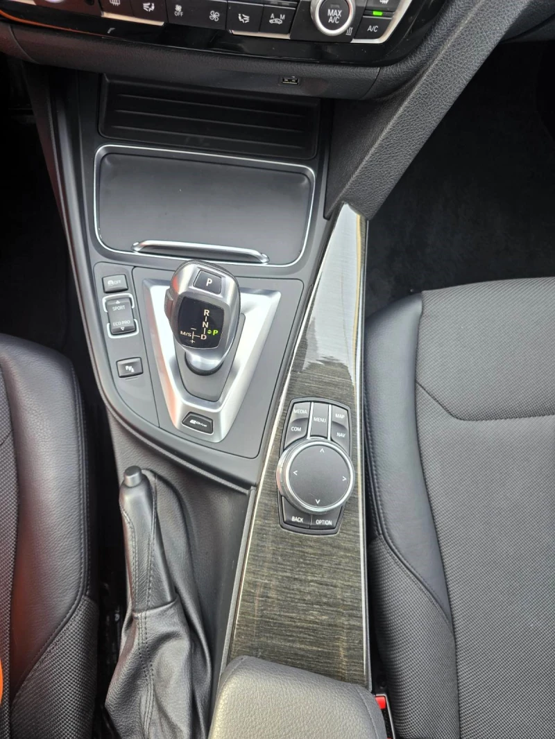 BMW 330 e iPerformance, снимка 17 - Автомобили и джипове - 52631764