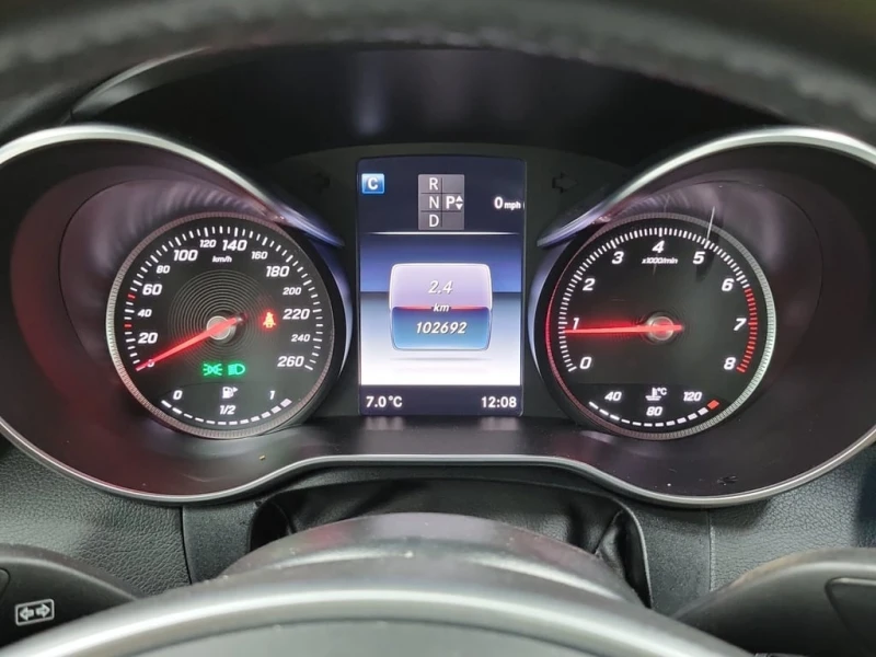 Mercedes-Benz C 300 COUPE | ПОДГРЕВИ| PANO | BURMESTER | CARFAX , снимка 13 - Автомобили и джипове - 53413284