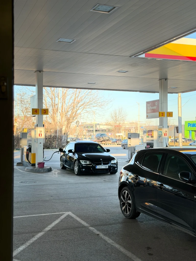 BMW 330 Bmw e92 330xd LCI