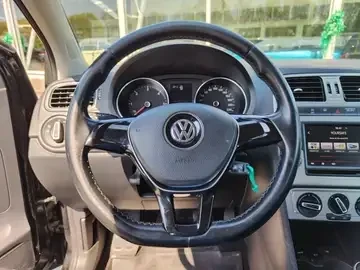 VW Polo 1.4 - изображение 9