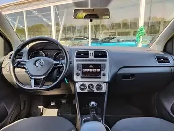 VW Polo 1.4 - изображение 8
