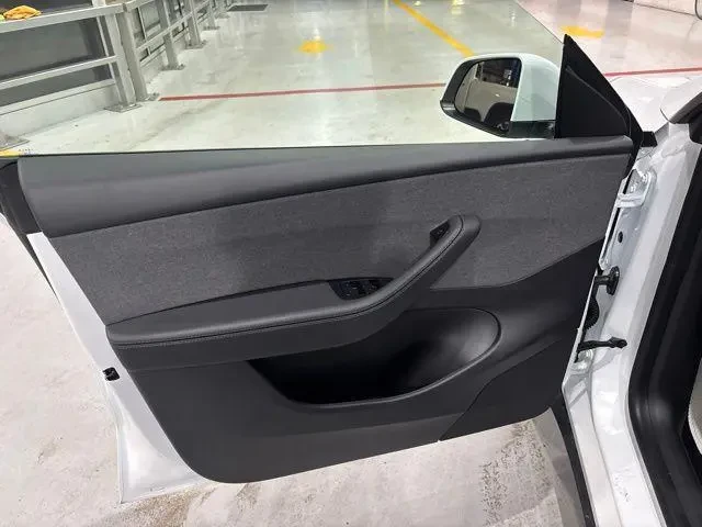 Tesla Model Y LONG RANGE | Mobile.bg � ����������� 7