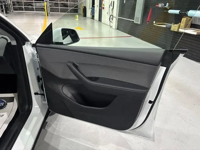 Tesla Model Y LONG RANGE | Mobile.bg � ����������� 14