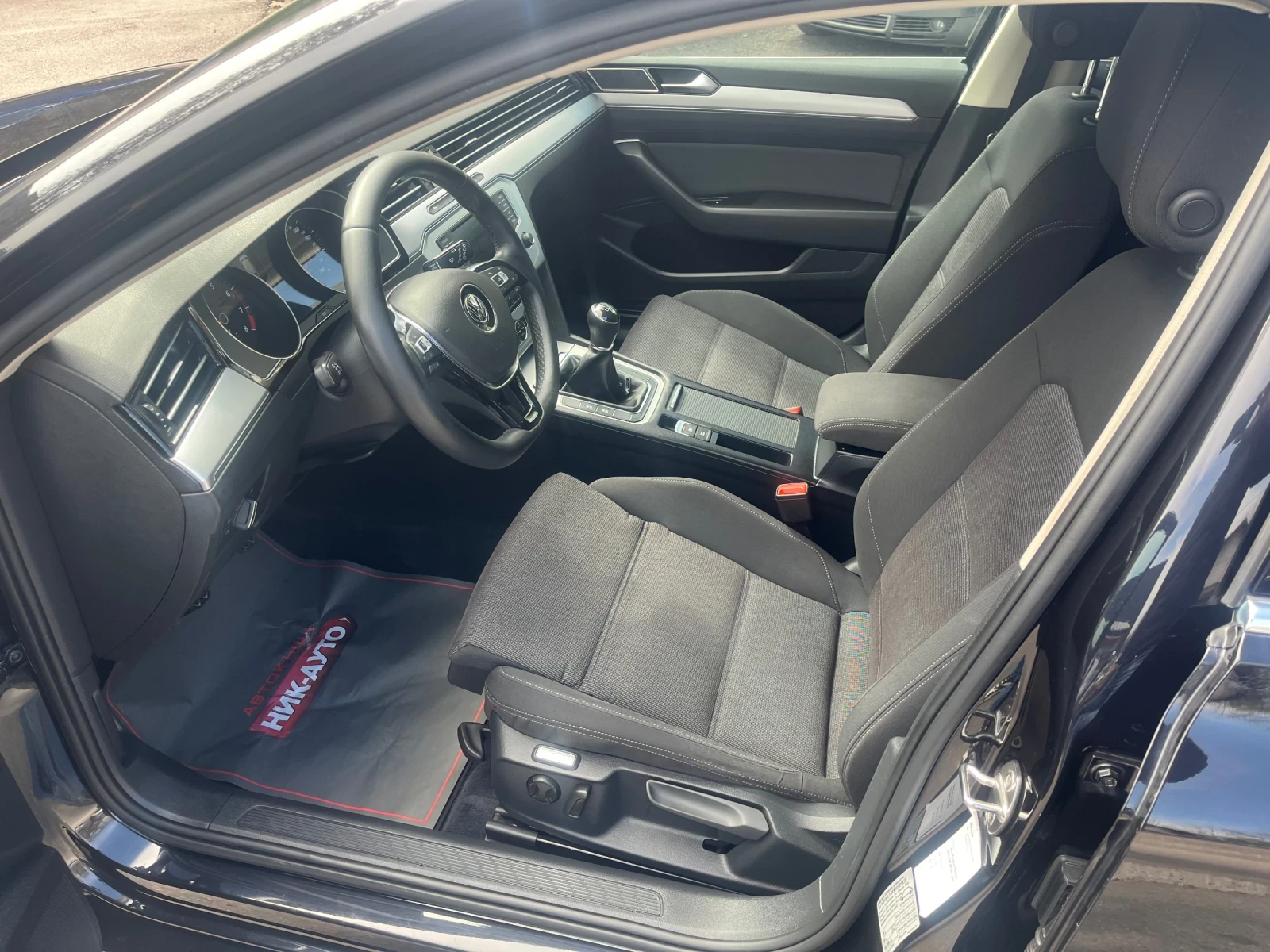 VW Passat 1.8TSI Highline  180 HP - изображение 10