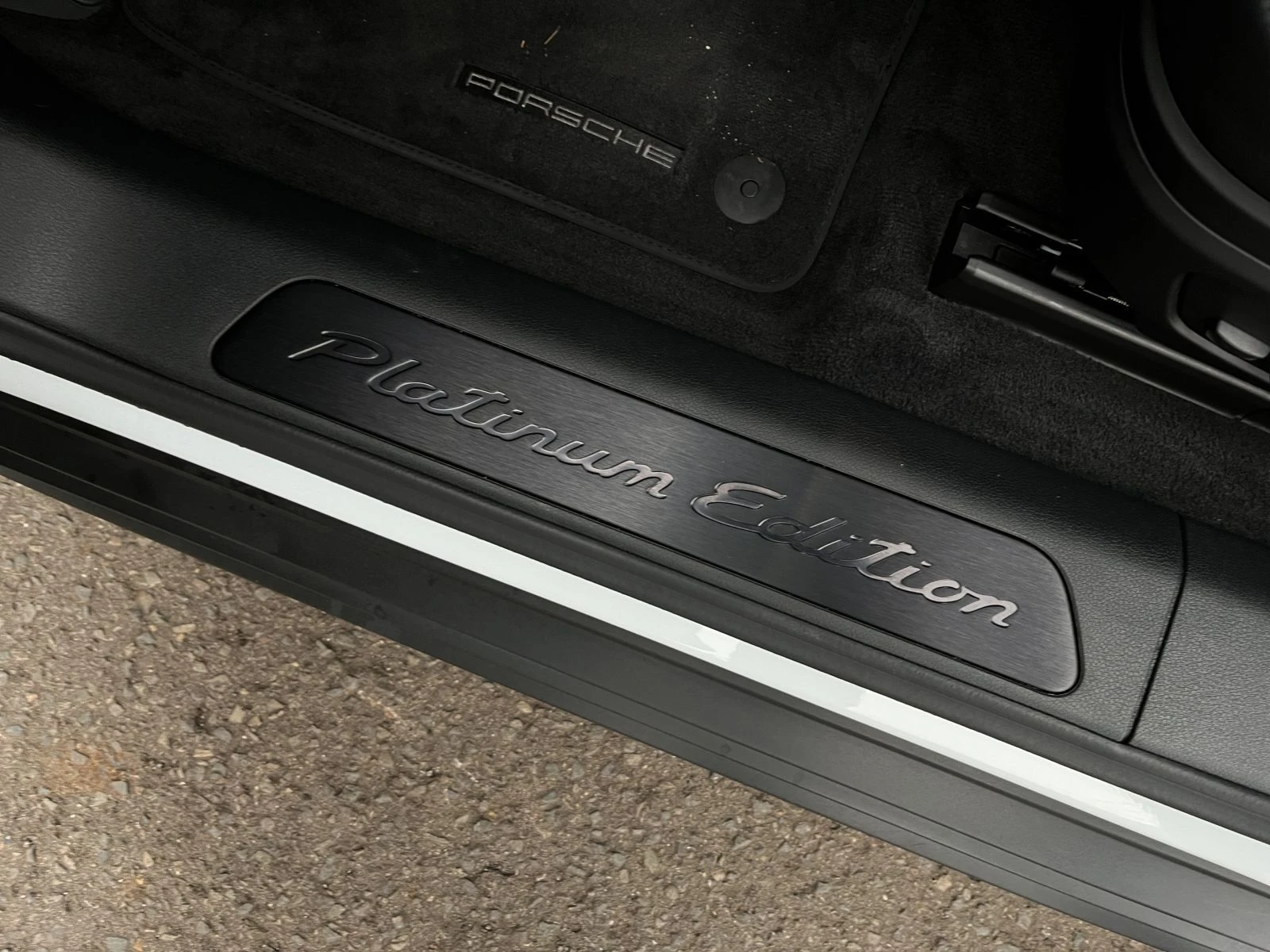 Porsche Panamera 4 E-HYBR/462HP/SPORT/TURISMO/360/PLATINUM/259vpr | Mobile.bg   17