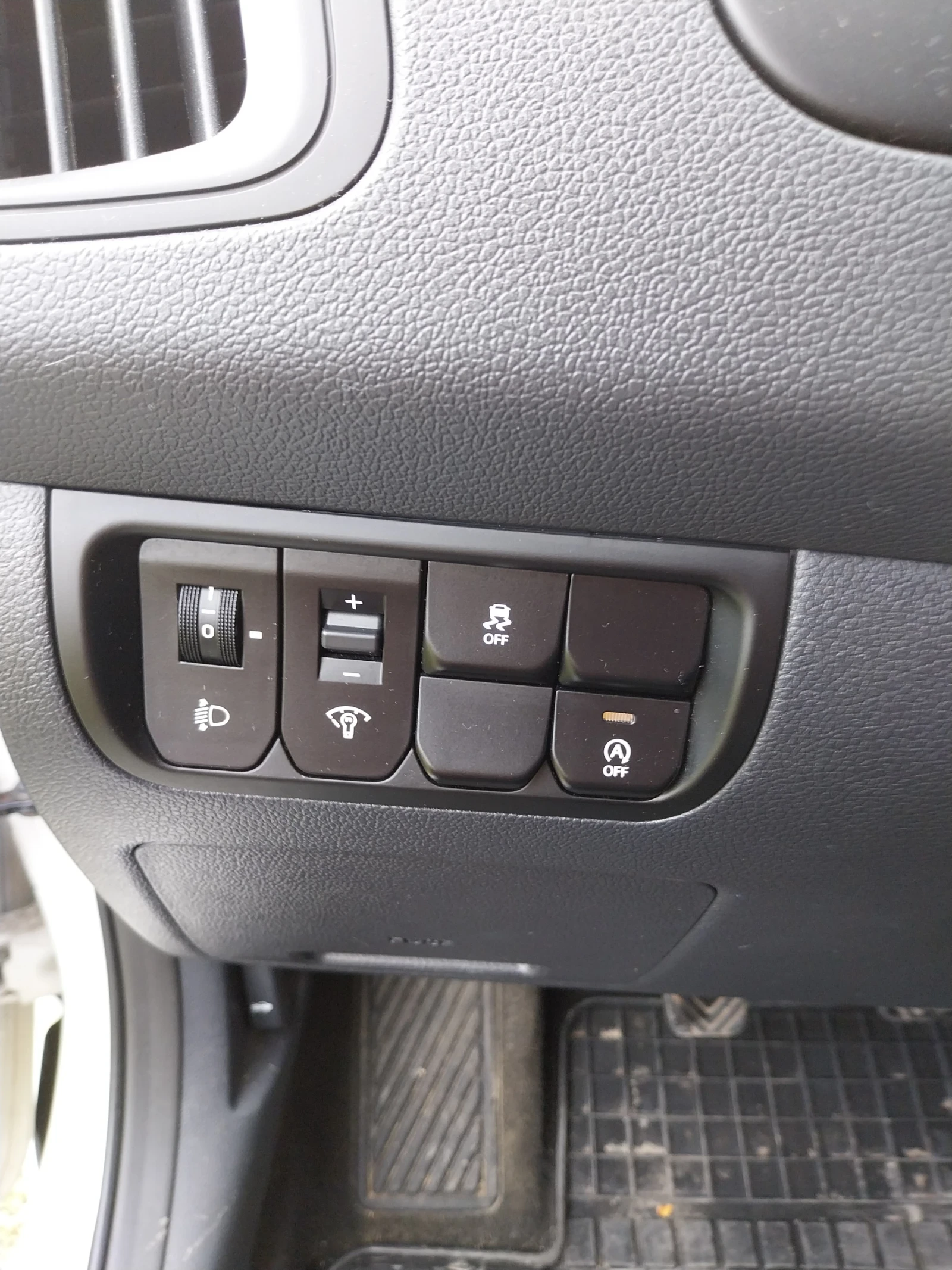 Kia Rio 1.2 86кс. - изображение 9