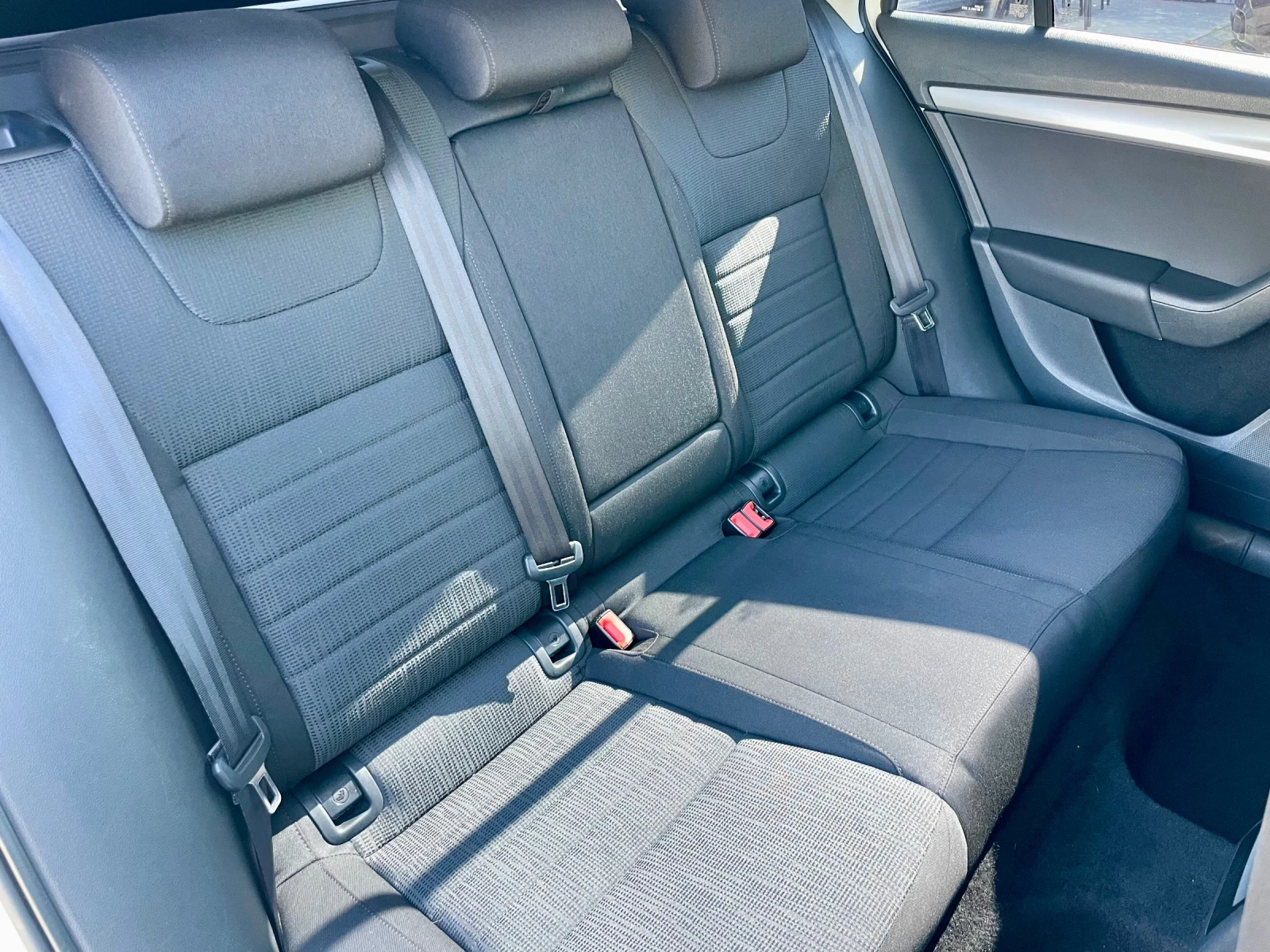 Skoda Octavia 1.8 TSi 4x4    | Mobile.bg   11