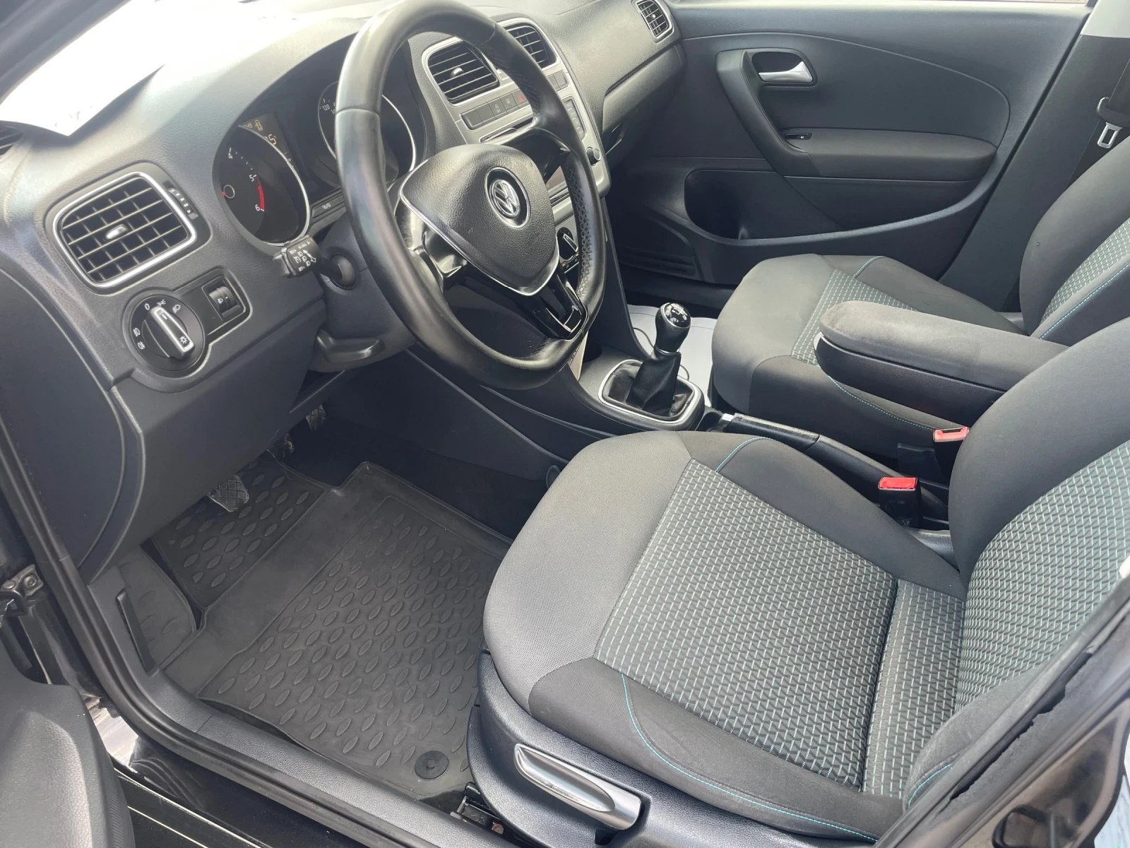 VW Polo 1.4 - изображение 10