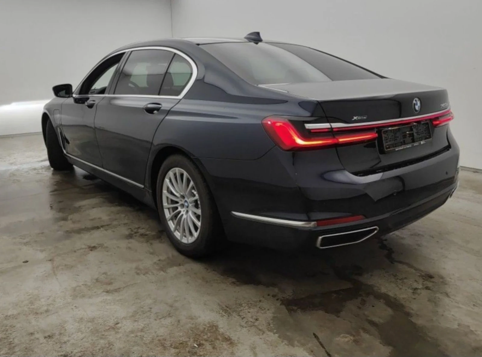 BMW 745 Le xDreiv.Plug- in Hybrid.Panorama - изображение 4