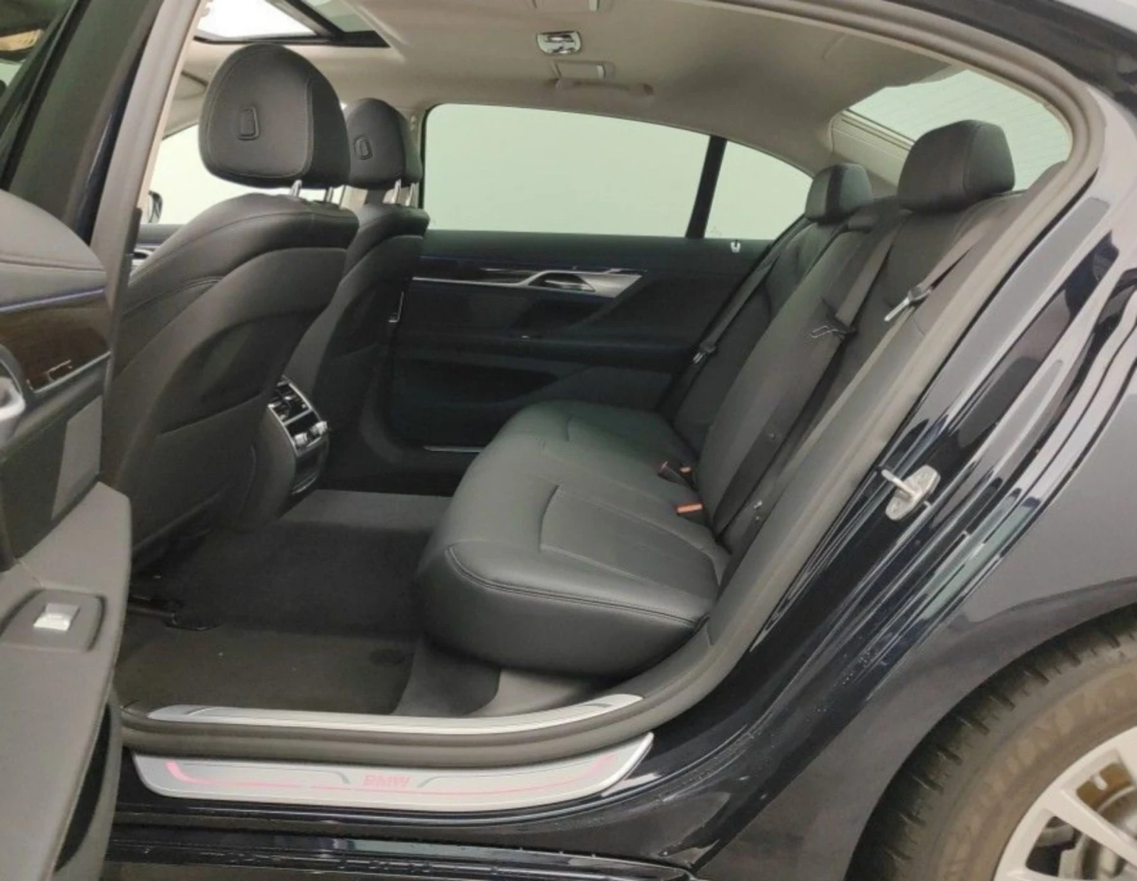BMW 745 Le xDreiv.Plug- in Hybrid.Panorama - изображение 10