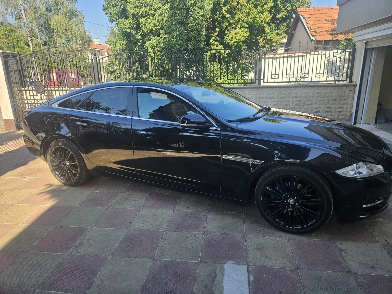 Jaguar Xj 3.0 d portfolio 275 - изображение 2