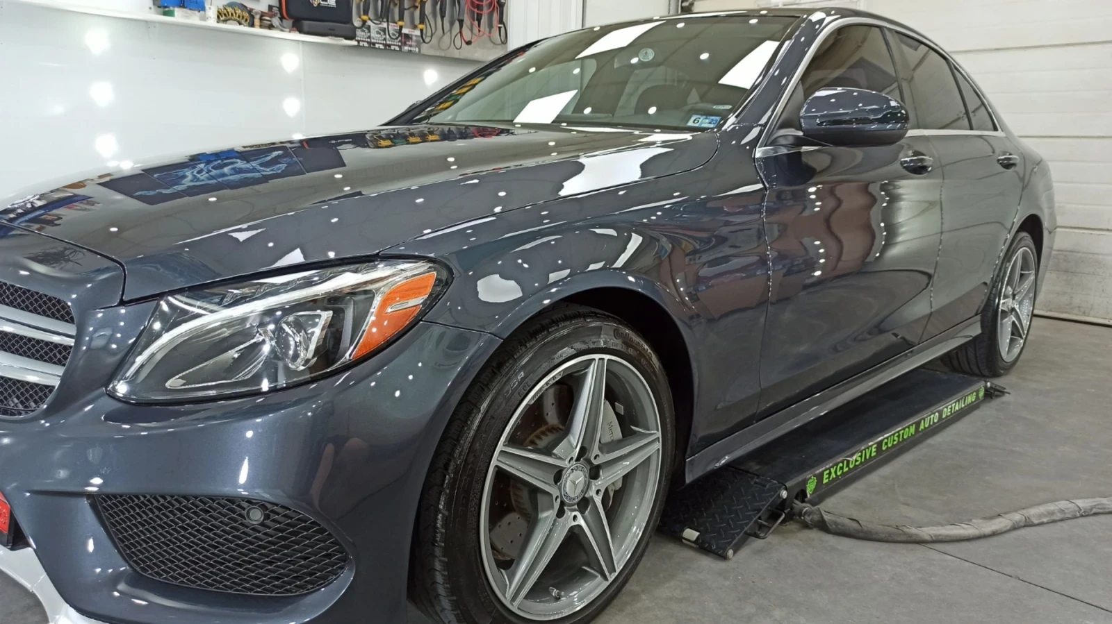 Mercedes-Benz C 300 AMG 4MATIC W205 - изображение 4