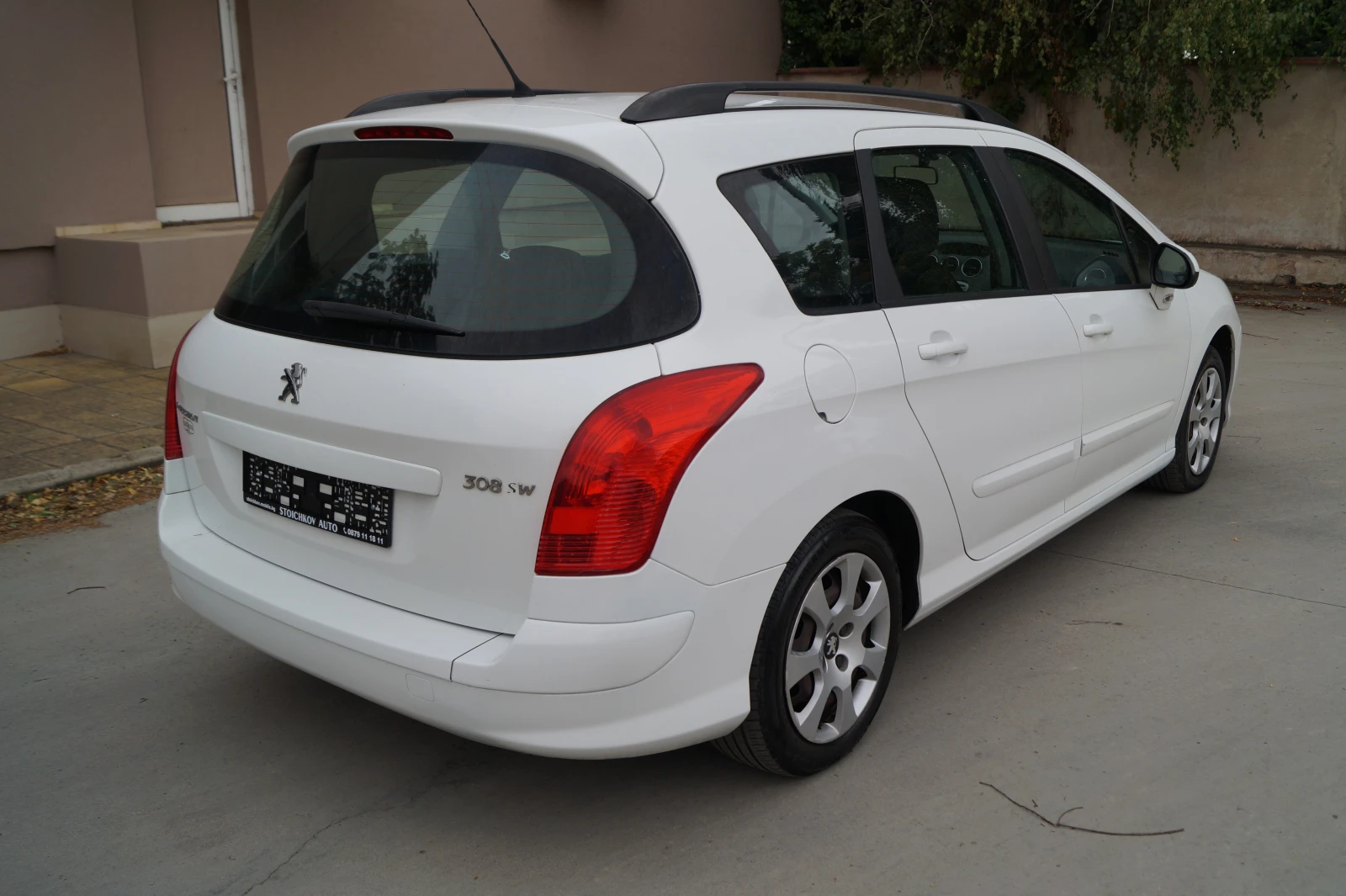 Peugeot 308 SW - изображение 3