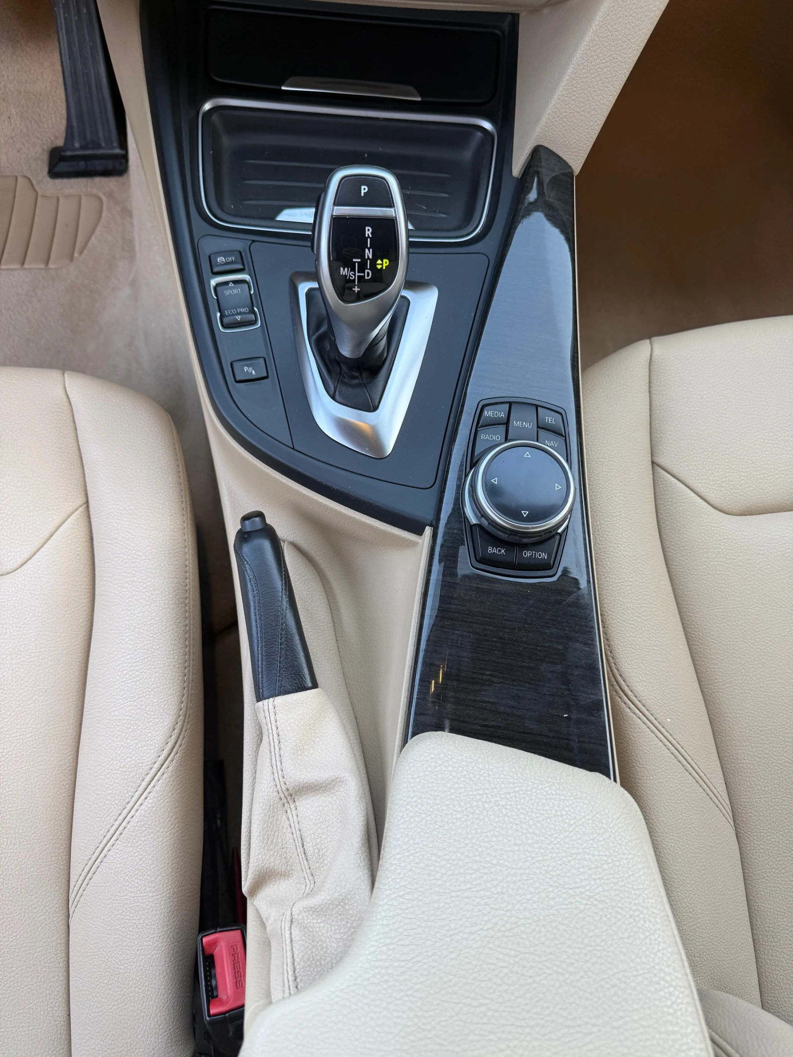 BMW 320 320d xDrive - изображение 6