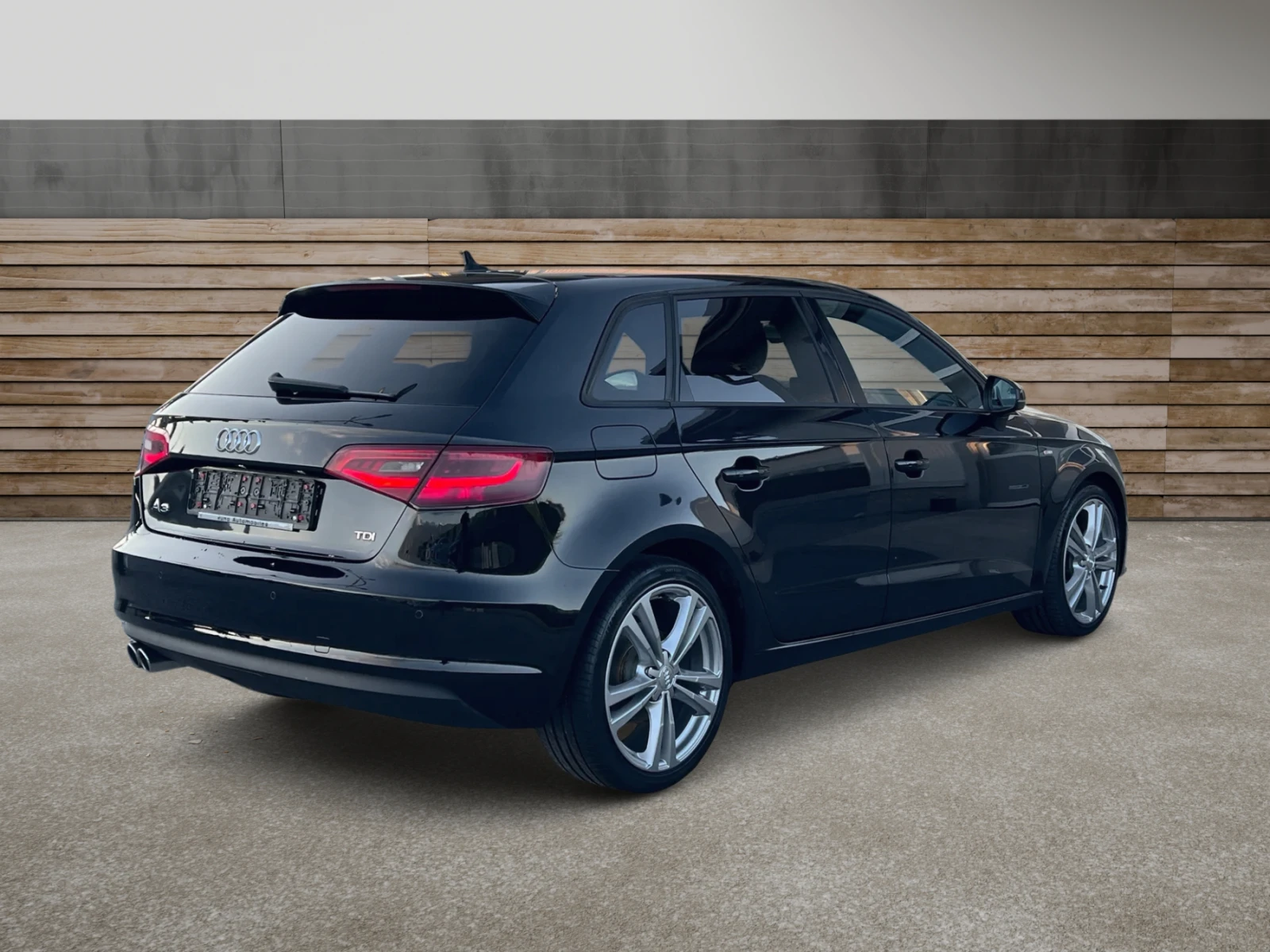 Audi A3 2.0TDi S-Line Автоматик ПРОЧЕТИ ОПИСАНИЕТО - изображение 4