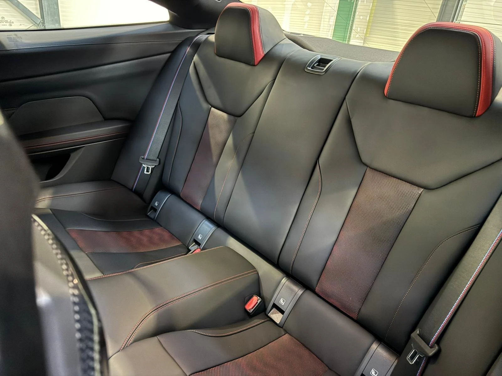 BMW M4 CS xDrive | Mobile.bg � ����������� 13