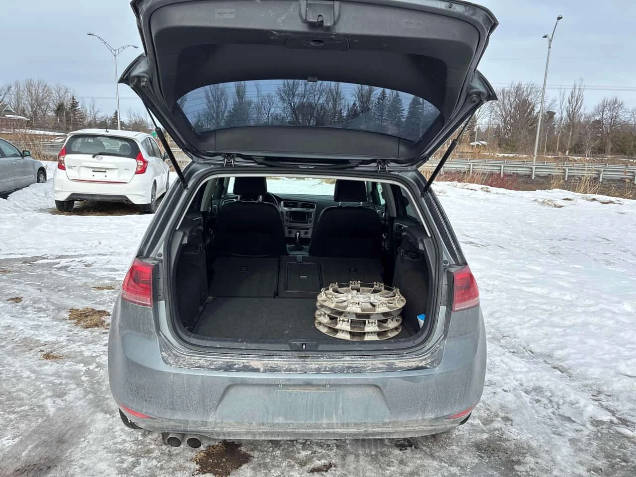 VW Golf * 5dr HB Auto 1.8 TSI * CARFAX * ЦЕНА ДО БГ, снимка 11 - Автомобили и джипове - 53740508