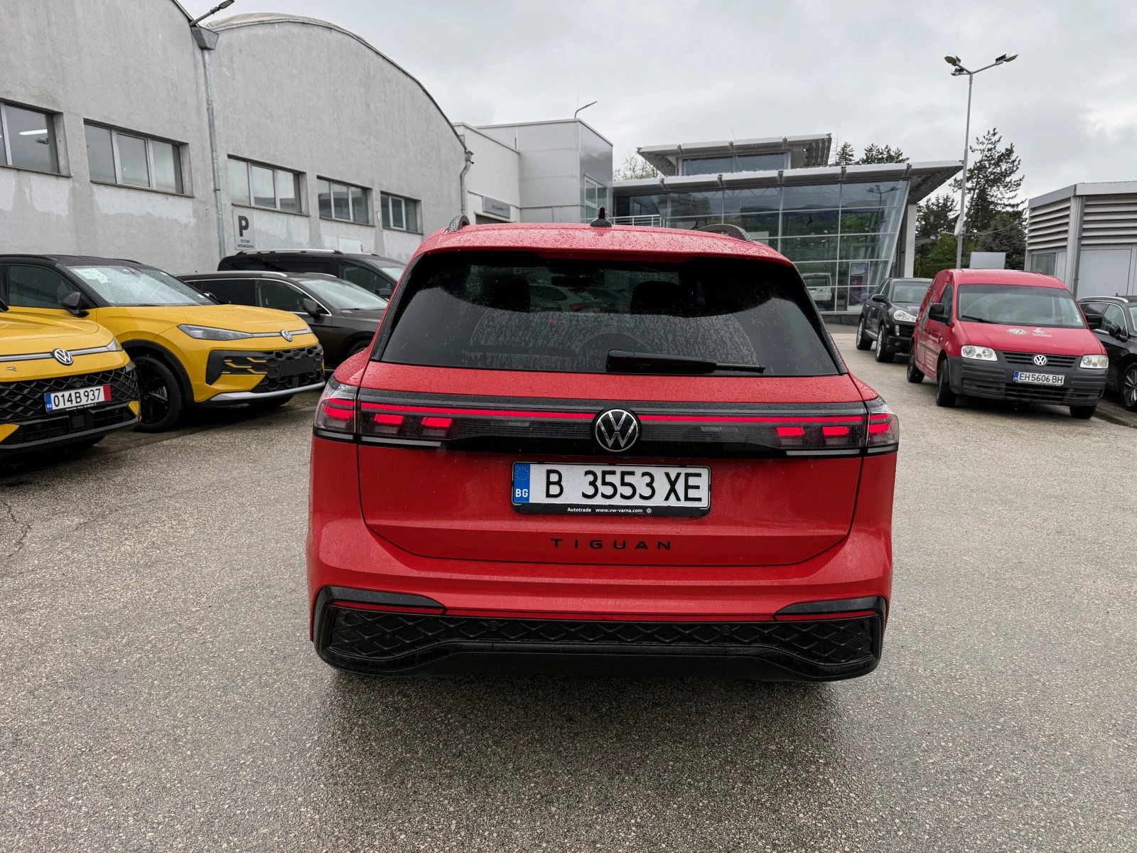 VW Tiguan R-line Plus 4 Motion  2, 0 TDI 193 k.c 7DSG, снимка 6 - Автомобили и джипове - 54219191