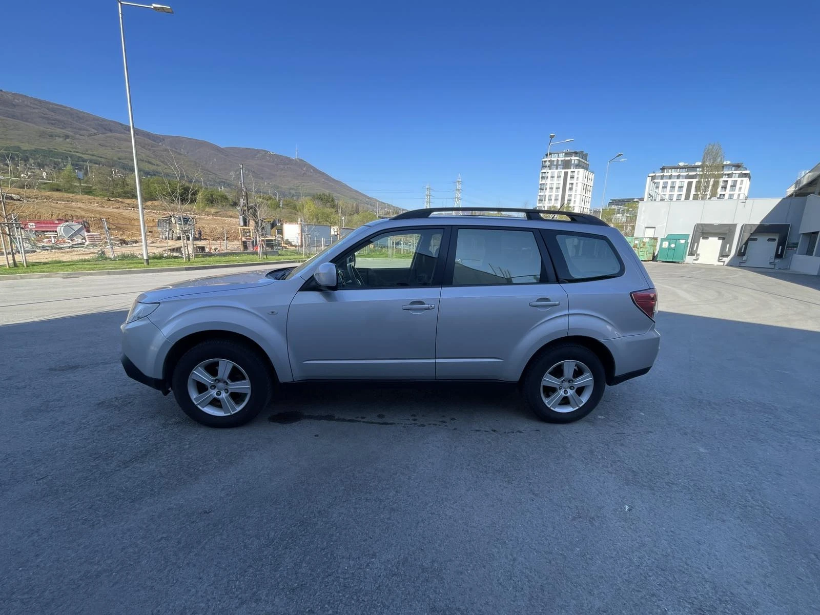 Subaru Forester 2.0, снимка 10 - Автомобили и джипове - 54362936