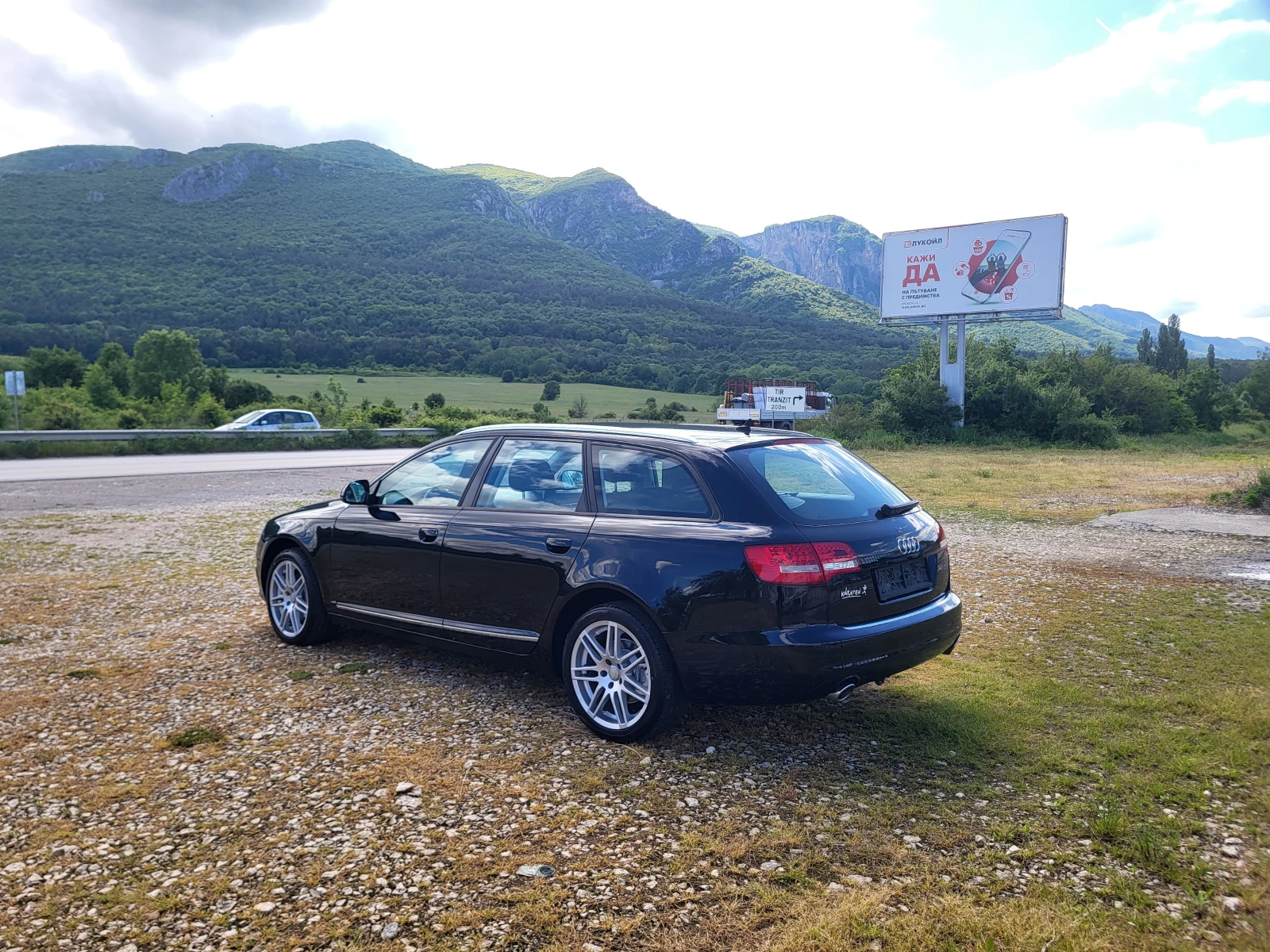 Audi A6 2.0TDi FaceLift, снимка 3 - Автомобили и джипове - 54602950