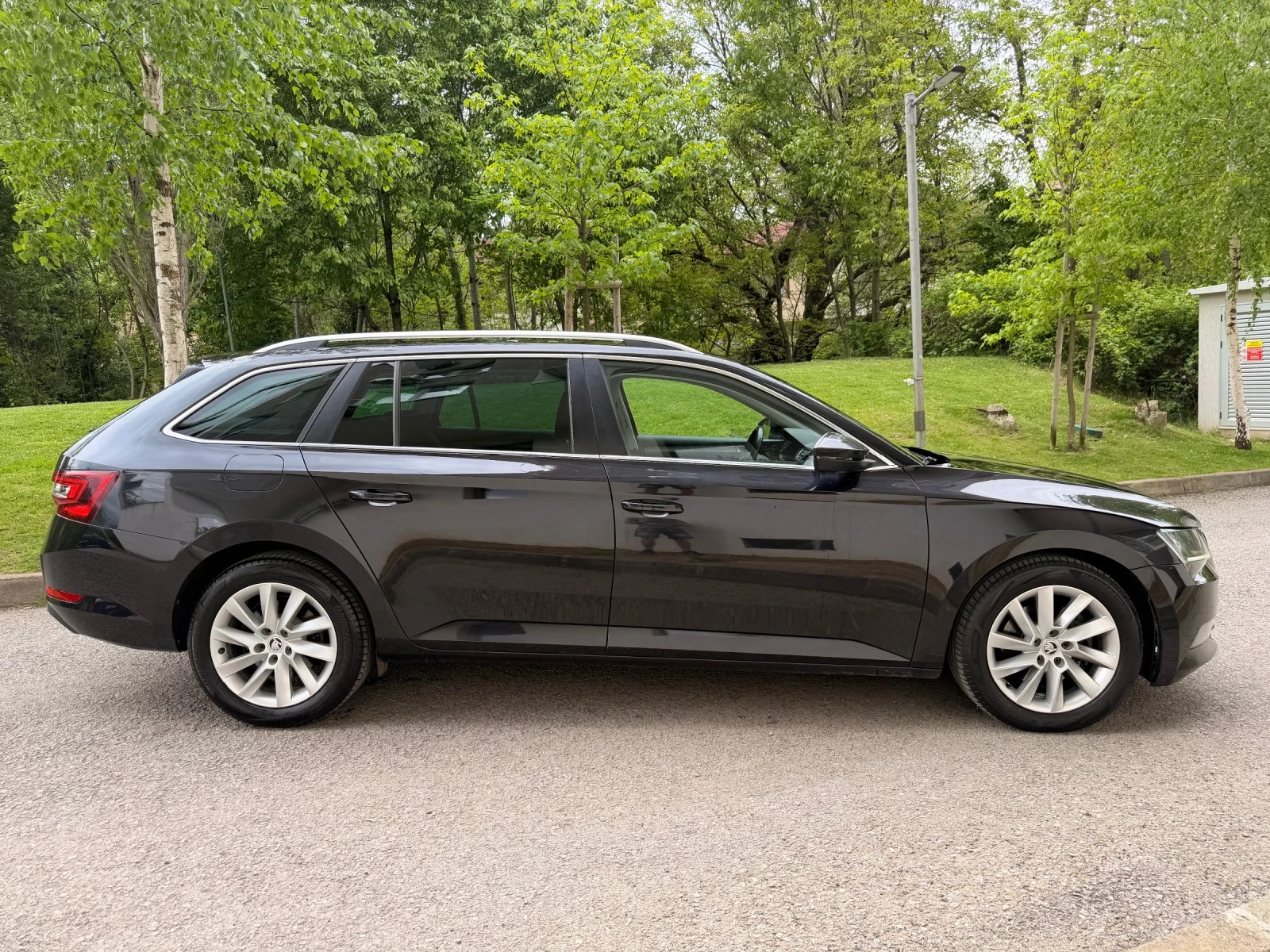 Skoda Superb 2.0TDI / 4x4 / DSG | Mobile.bg � ����������� 8