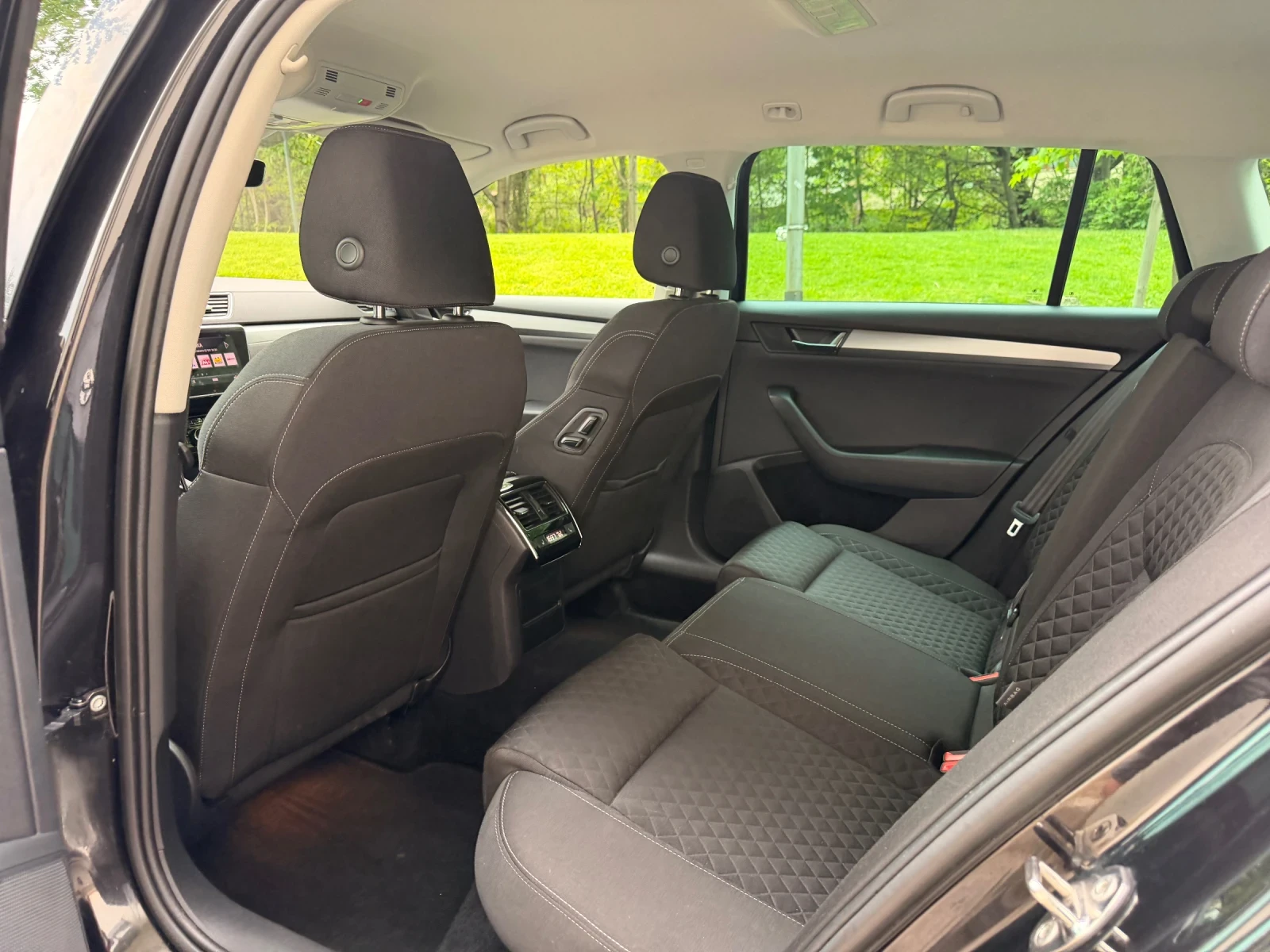 Skoda Superb 2.0TDI / 4x4 / DSG | Mobile.bg � ����������� 11