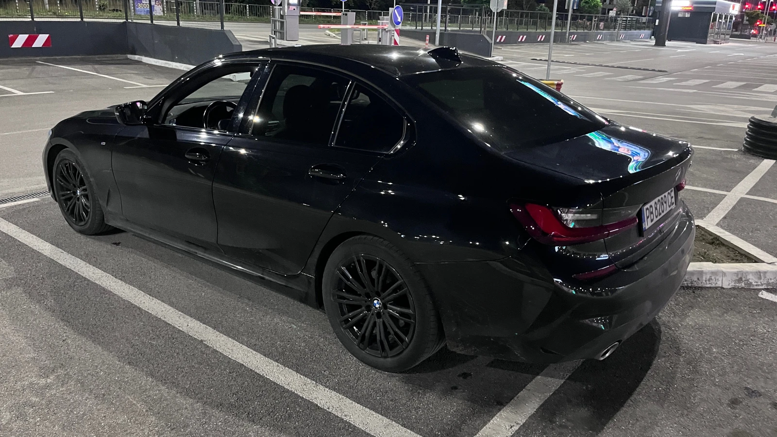 BMW 320 d M Paket Mild Hybrid G20, снимка 10 - Автомобили и джипове - 54823741