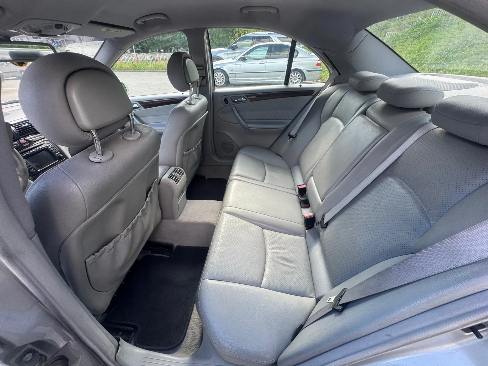 Mercedes-Benz C 220 W203 Elegance, снимка 10 - Автомобили и джипове - 55009618