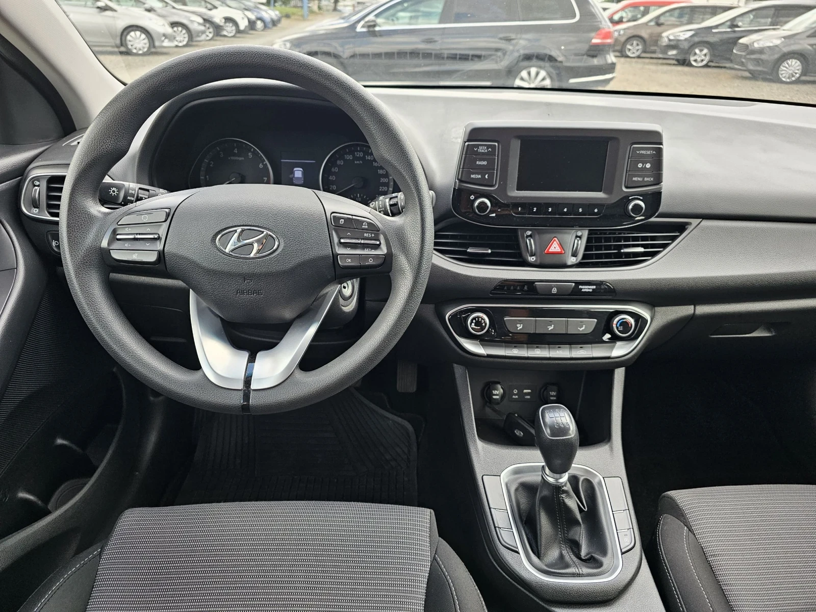 Hyundai I30 1.4   100ps | Mobile.bg � ����������� 9