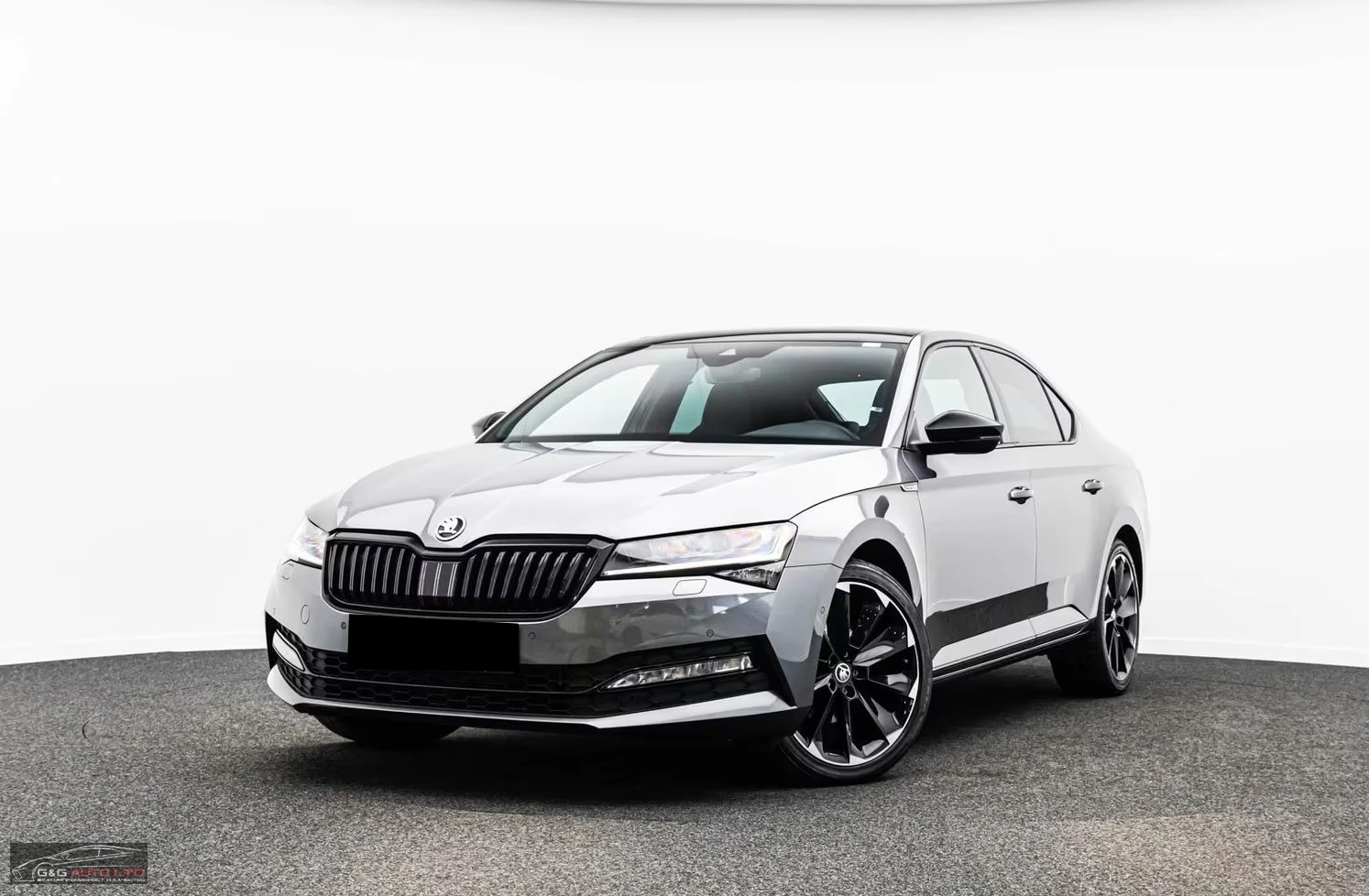 Skoda Superb 2.0/200HP/SPORTLINE/4X4/PANO/ACC/KLESS/360/576z