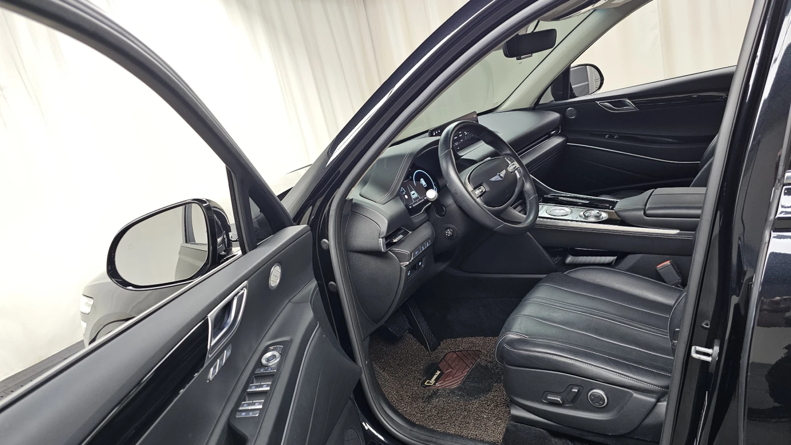 Genesis GV80 2.5* 360* HUD* BLIND SPOT* ОБДУХВАНЕ* КРАЙНА ЦЕНА, снимка 10 - Автомобили и джипове - 55302259