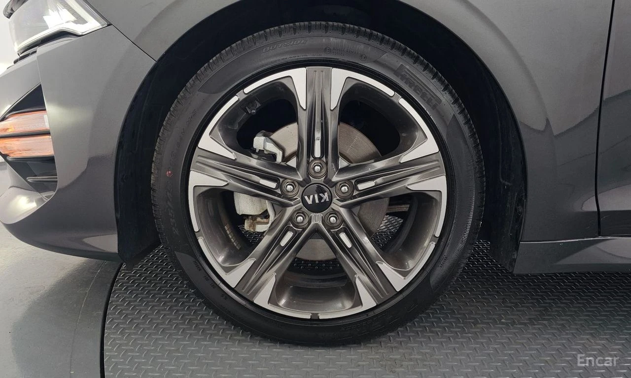 Kia K5 * ФИКСИРАНА ЦЕНА ДО БЪЛГАРИЯ * АВТОКРЕДИТ, снимка 6 - Автомобили и джипове - 55423315