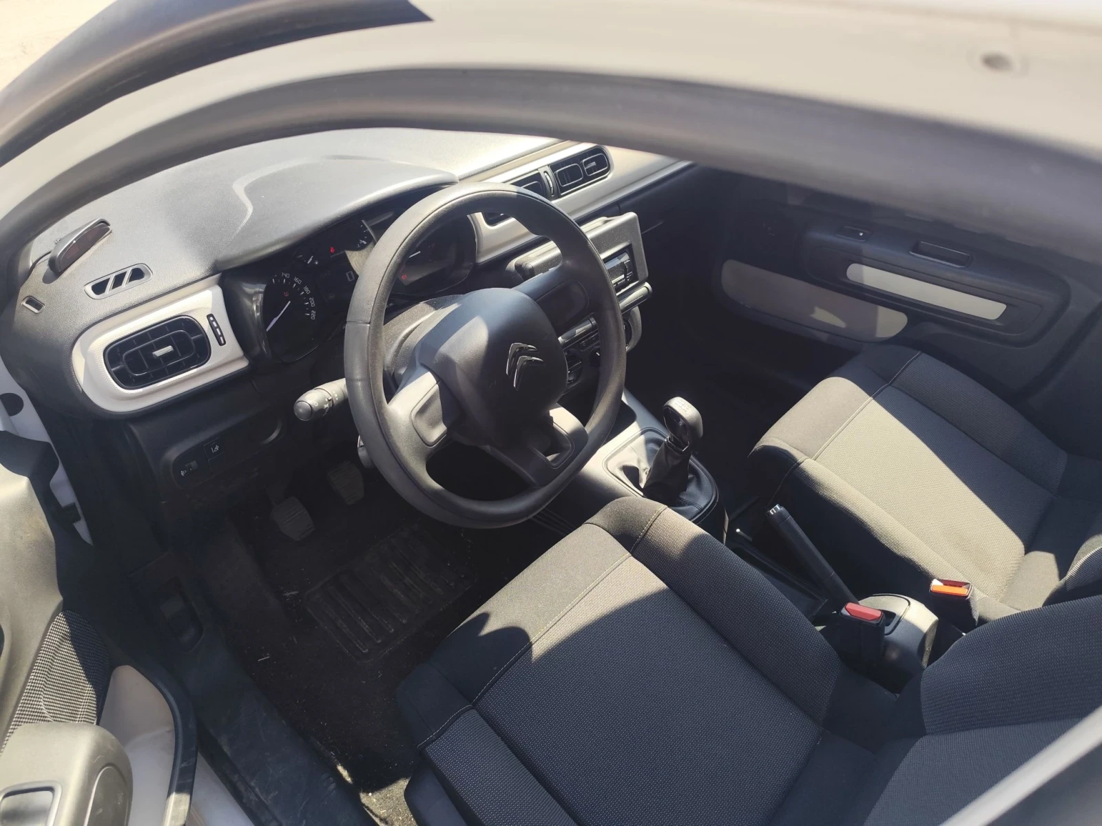Citroen C3, снимка 4 - Автомобили и джипове - 55622934