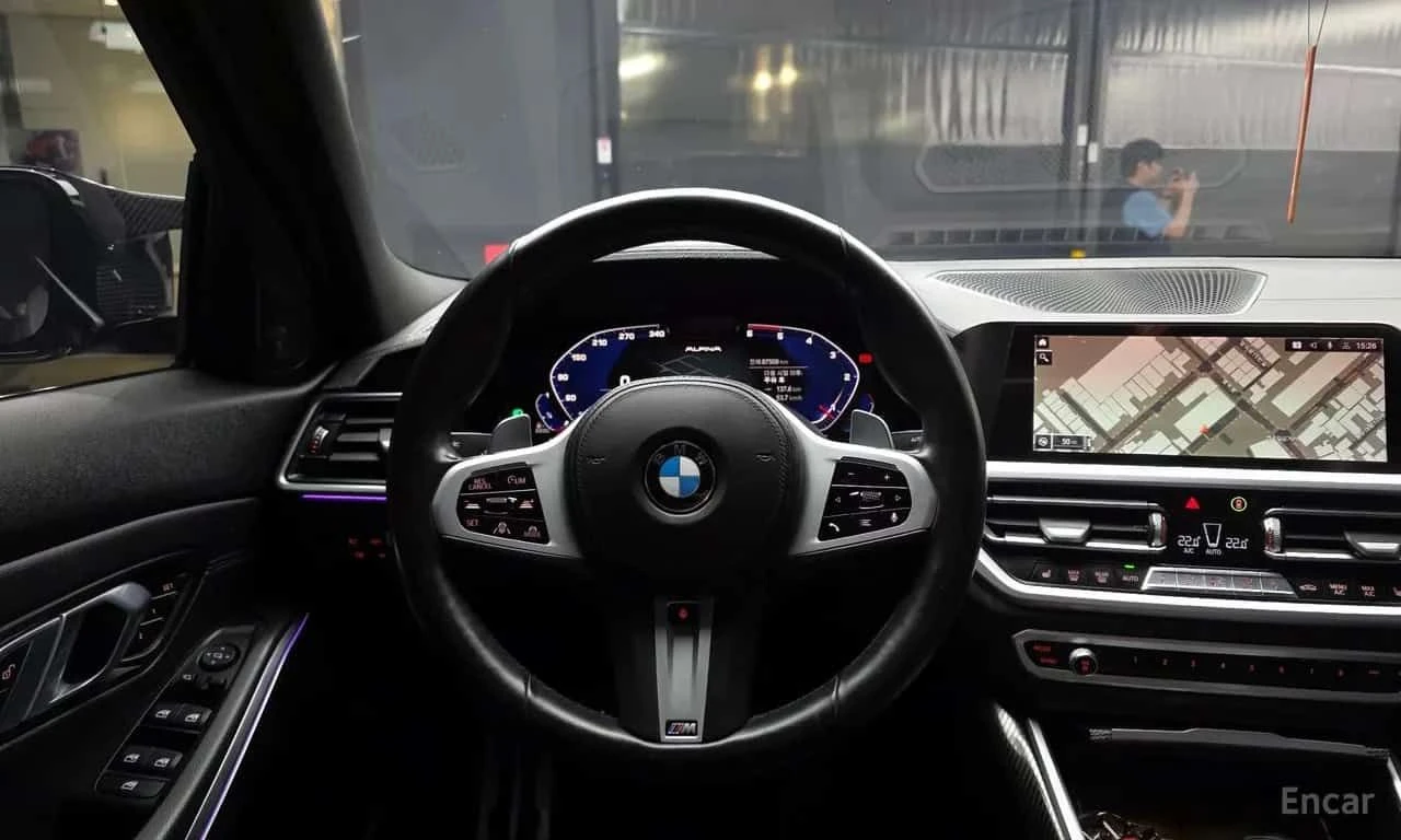 BMW 320 320d M Pkg 360 Harman, снимка 13 - Автомобили и джипове - 55614856