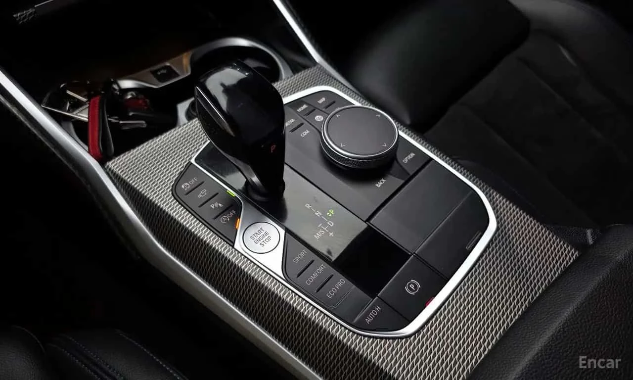 BMW 320 320d M Pkg 360 Harman, снимка 9 - Автомобили и джипове - 55614856