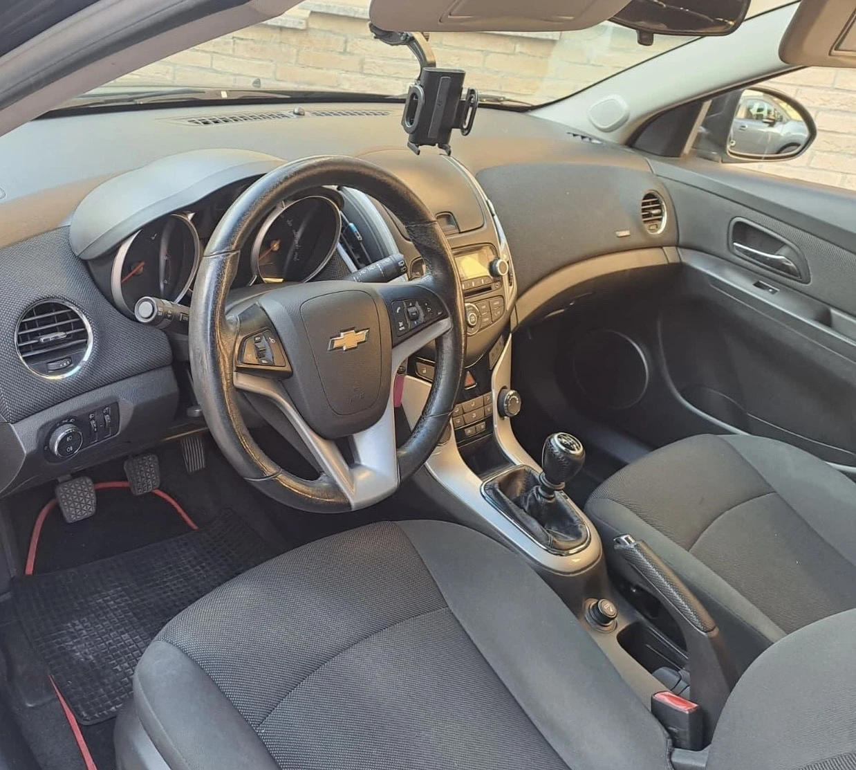 Chevrolet Cruze 1.7TDCI 130kc, снимка 5 - Автомобили и джипове - 55627278