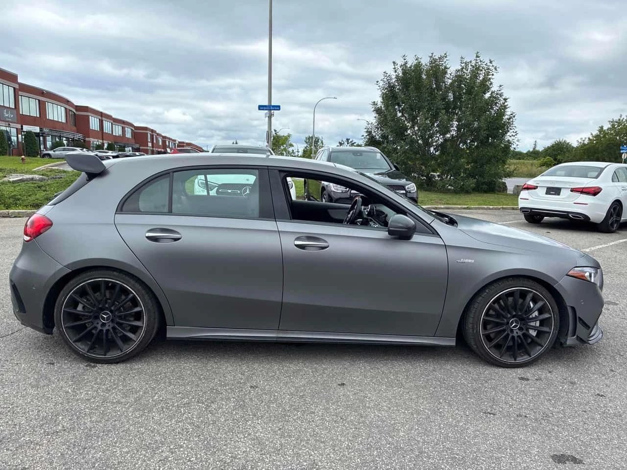 Mercedes-Benz A 35 AMG / �� ���������������� / CARFAX  | Mobile.bg � ����������� 3