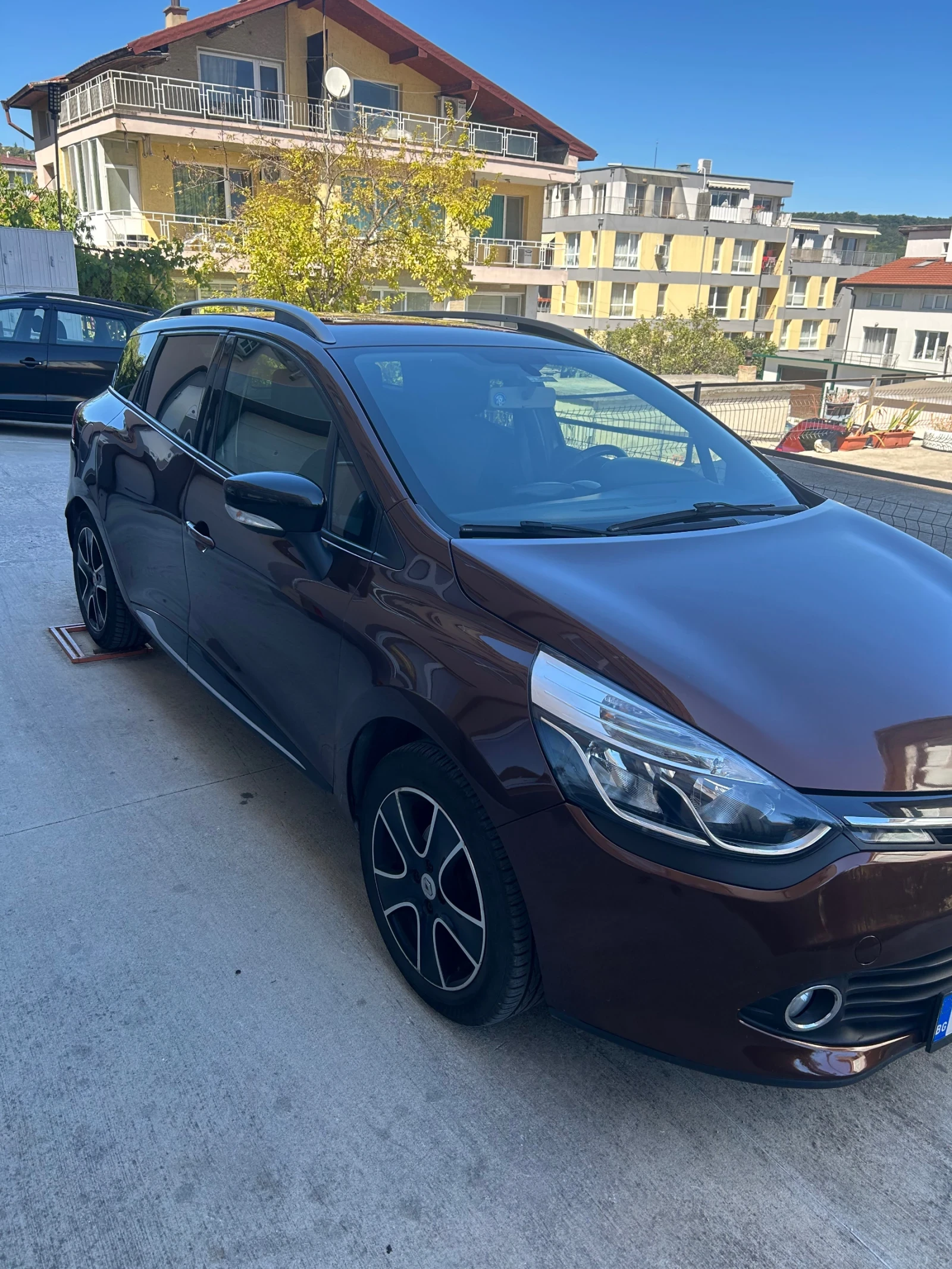 Renault Clio, снимка 3 - Автомобили и джипове - 55770965