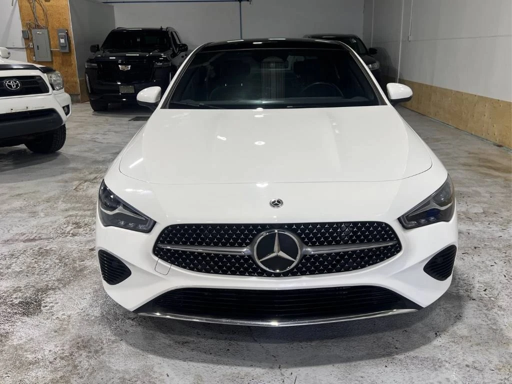 Mercedes-Benz CLA 250 4MATIC | CARFAX | АВТОКРЕДИТ БЕЗ ПЪРВОНАЧАЛНА, снимка 3 - Автомобили и джипове - 56060160