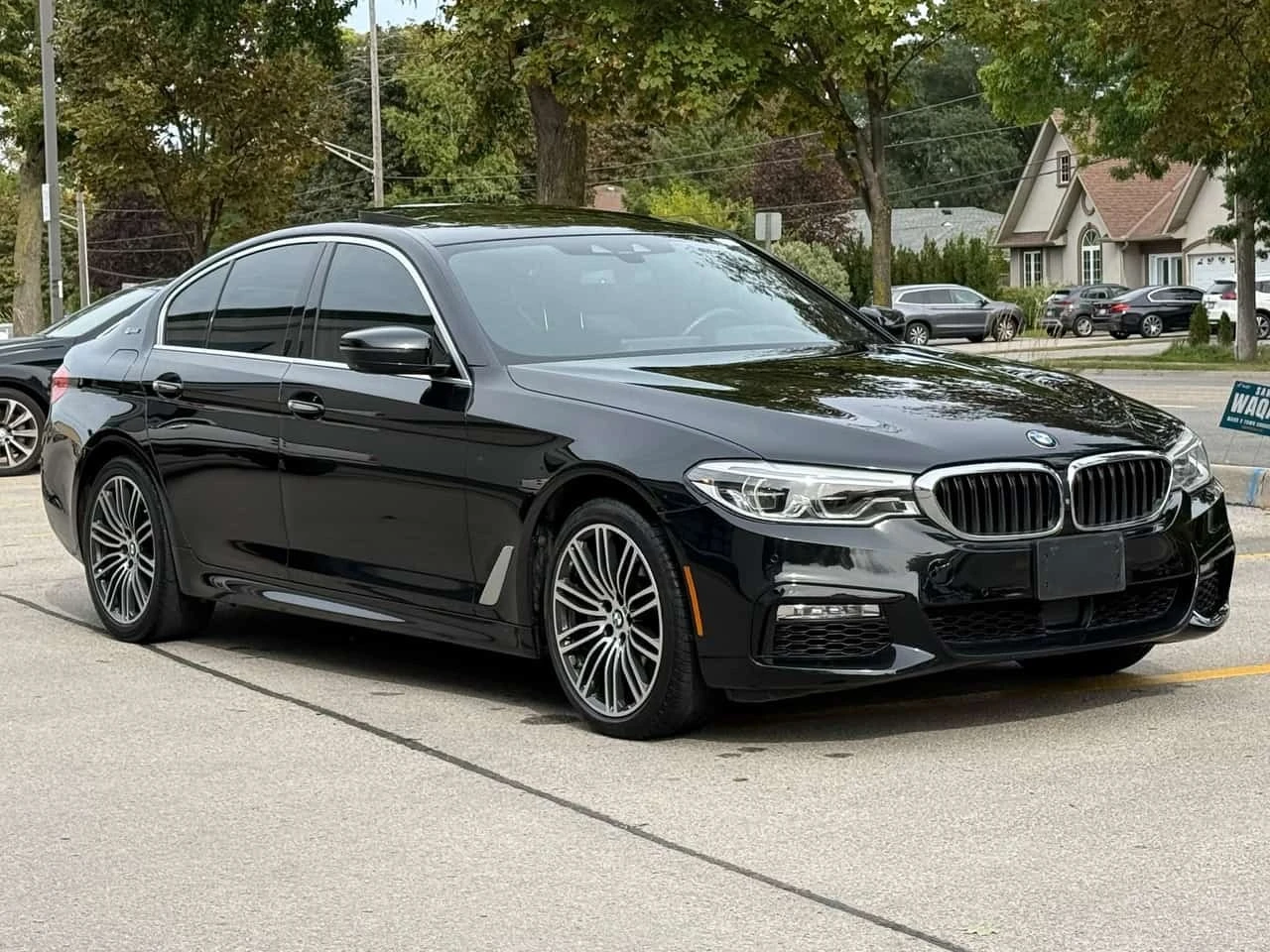 BMW 530E * xDrive iPerformance* АВТОКРЕДИТ* , снимка 3 - Автомобили и джипове - 56171895