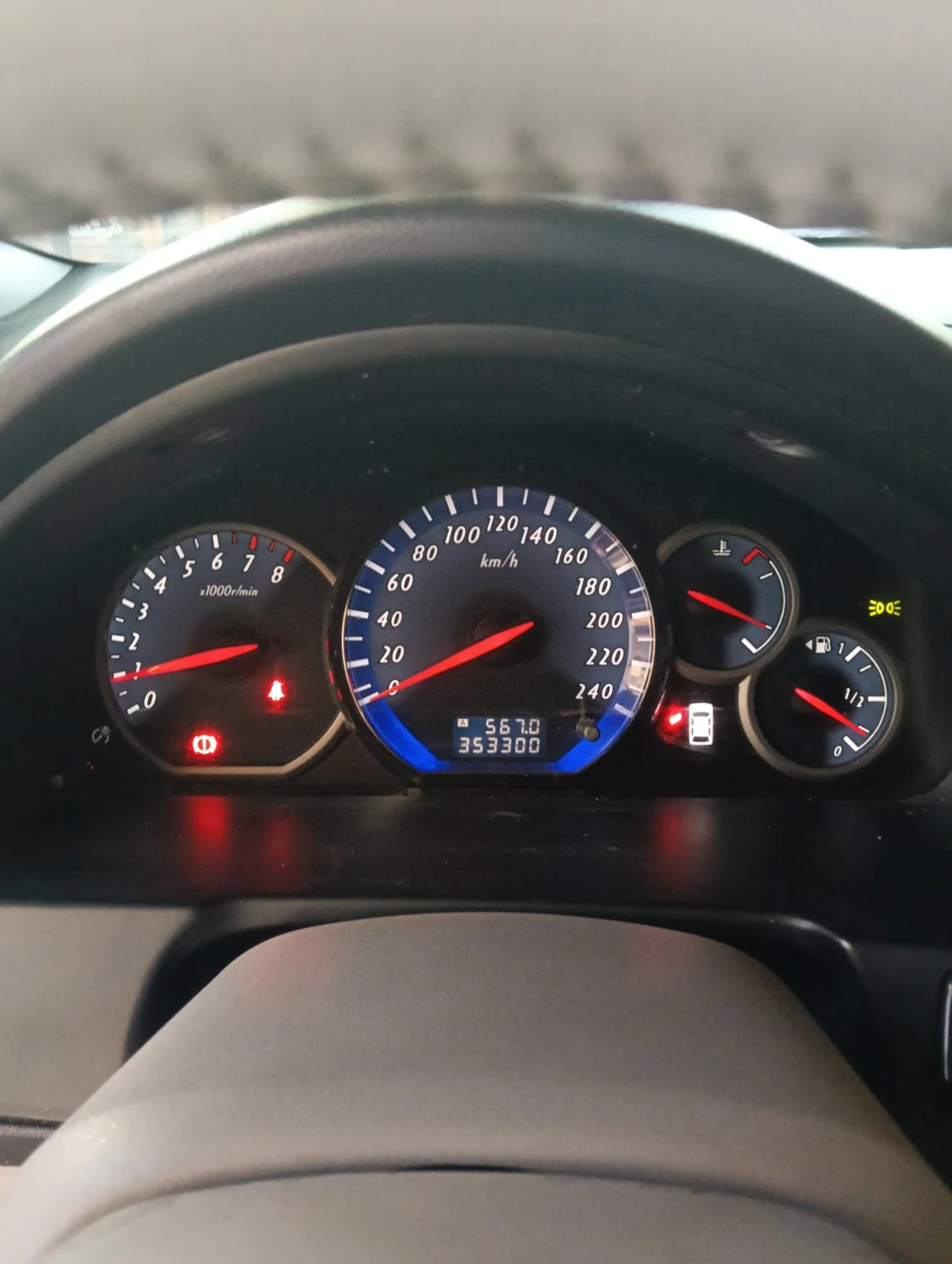 Mitsubishi Grandis 2.4 с ГАЗ, снимка 9 - Автомобили и джипове - 56201902
