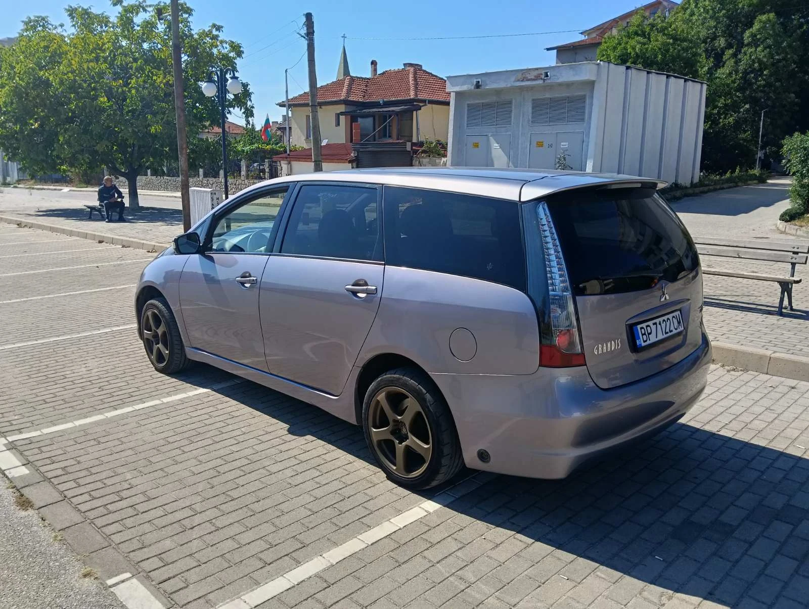 Mitsubishi Grandis 2.4 с ГАЗ, снимка 5 - Автомобили и джипове - 56201902