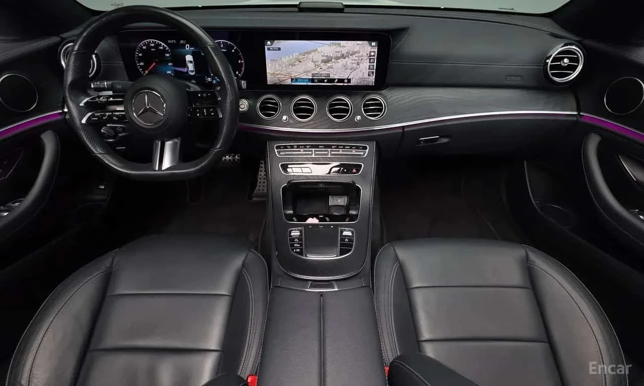 Mercedes-Benz E 220 * E220d 4MATIC AMG Line * 360 * HUD * ШИБИДАХ * , снимка 10 - Автомобили и джипове - 56317815