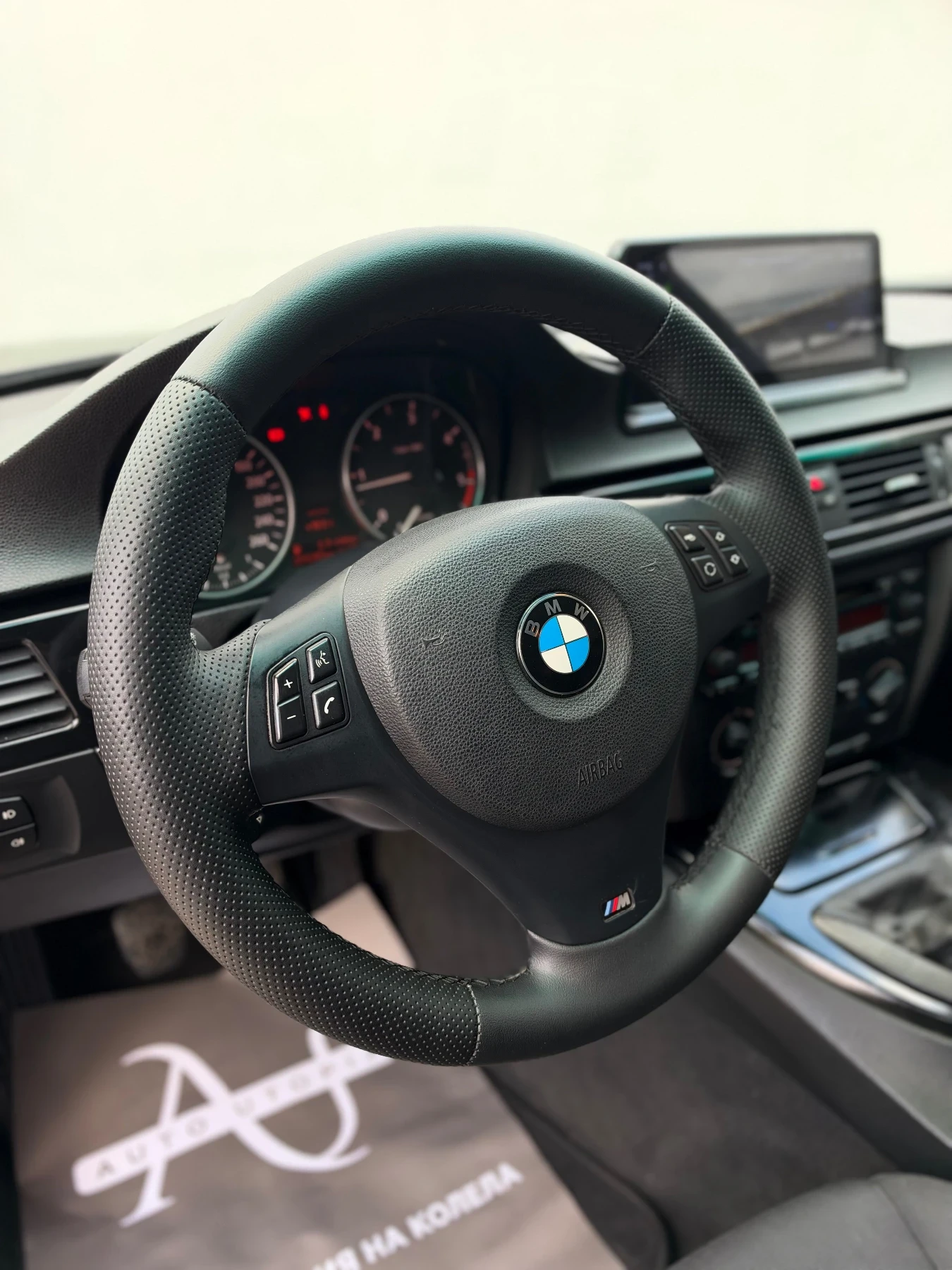 BMW 320 М-ПАК/163/АНДРОЙД/ПОДГРЕВ, снимка 11 - Автомобили и джипове - 56318339