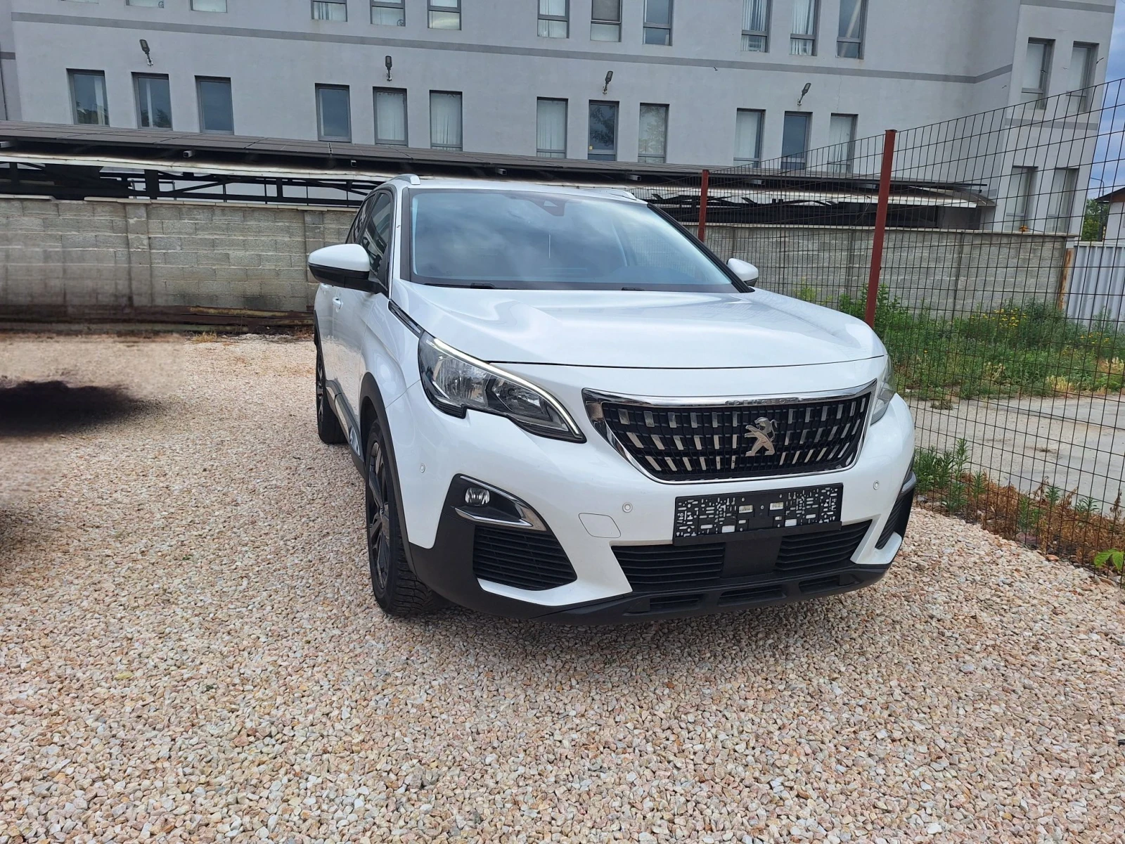 Peugeot 3008 1.6hdi* Кросуей/Нави/Лед/Алуре/Топ* 